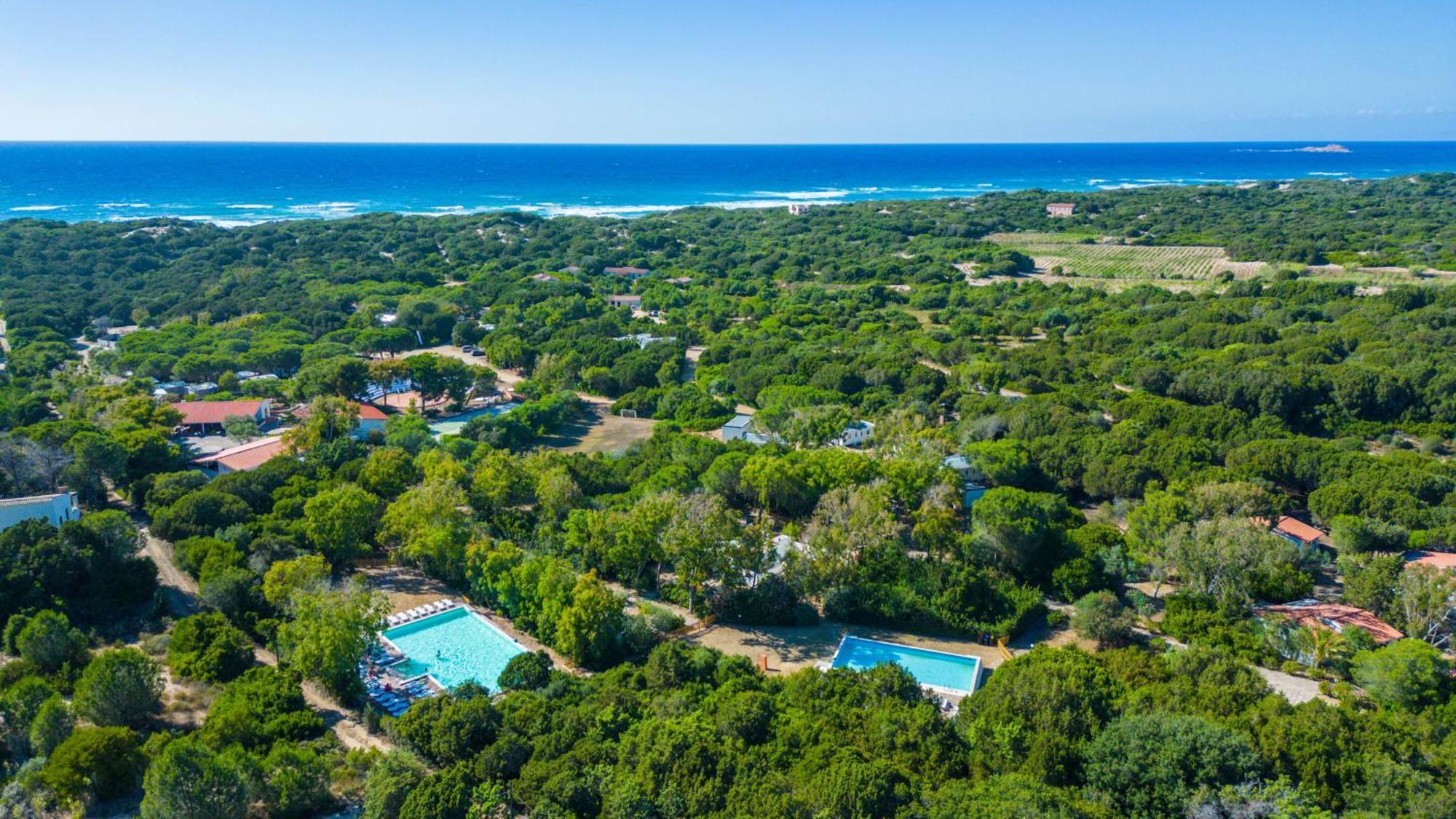 Happy Camp Mobile Homes In Camping Village Baia Paradiso Badesi Exterior foto